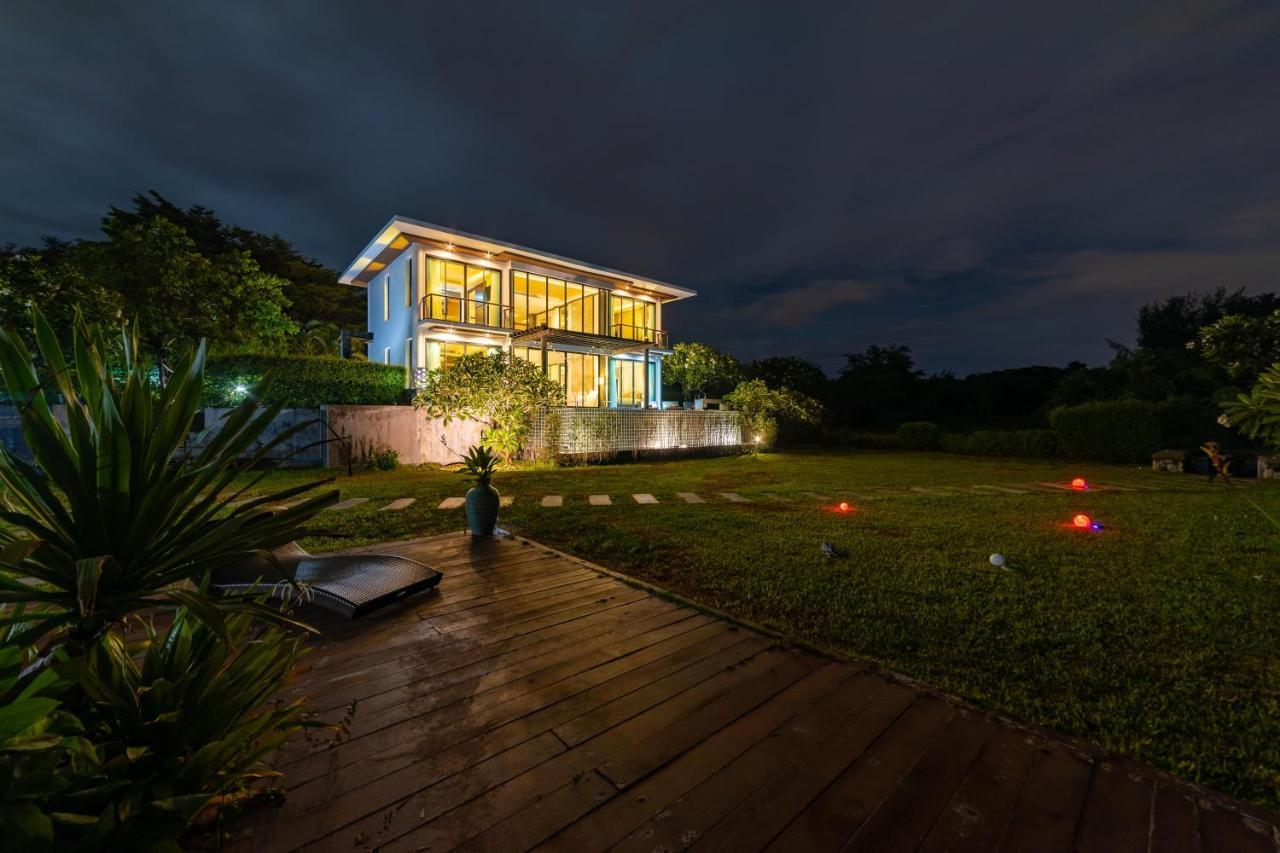 Beachfront Modern 4 Bedroom Pool Villa - Rv HHQ Extérieur photo