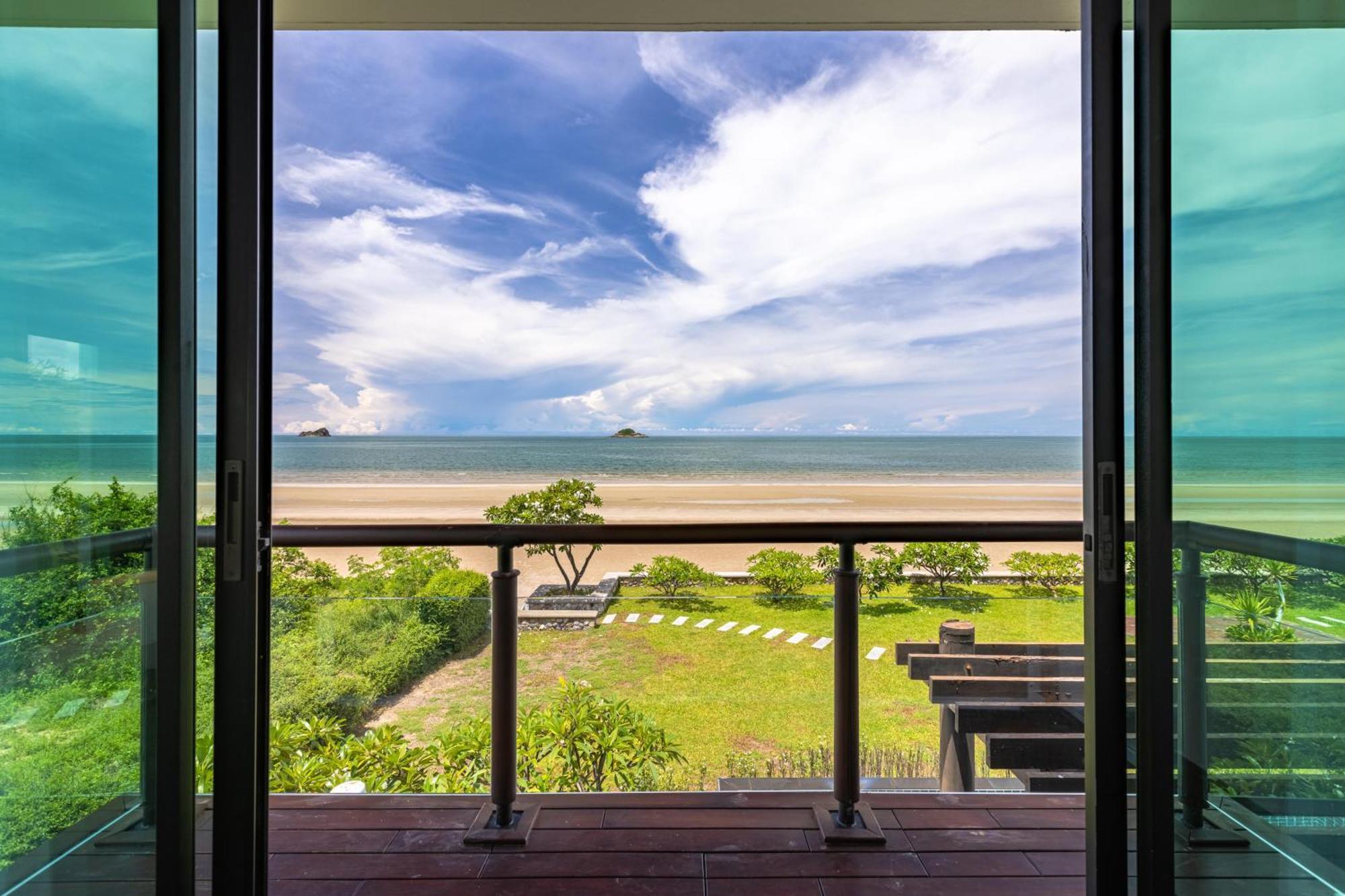 Beachfront Modern 4 Bedroom Pool Villa - Rv HHQ Extérieur photo