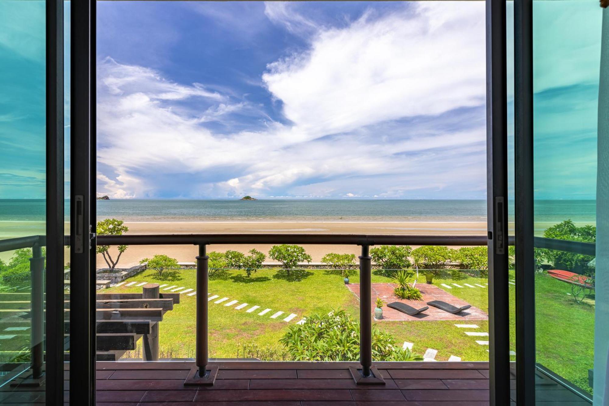 Beachfront Modern 4 Bedroom Pool Villa - Rv HHQ Extérieur photo